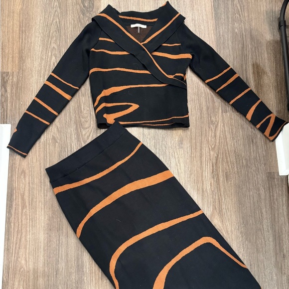 Rivir Dresses & Skirts - Black & Orange Abstract Stripe Skirt Set — Coordinated Two-Piece